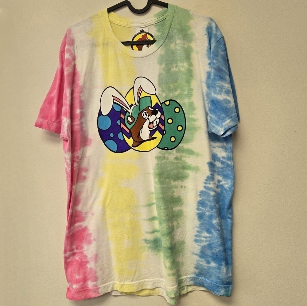 Buc-ee's Easter Bunny on my Mind tie-dye t-shirt L